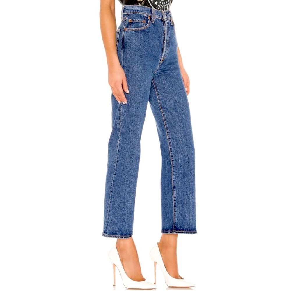 NWT Levi’s Ribcage Straight Ankle Jeans